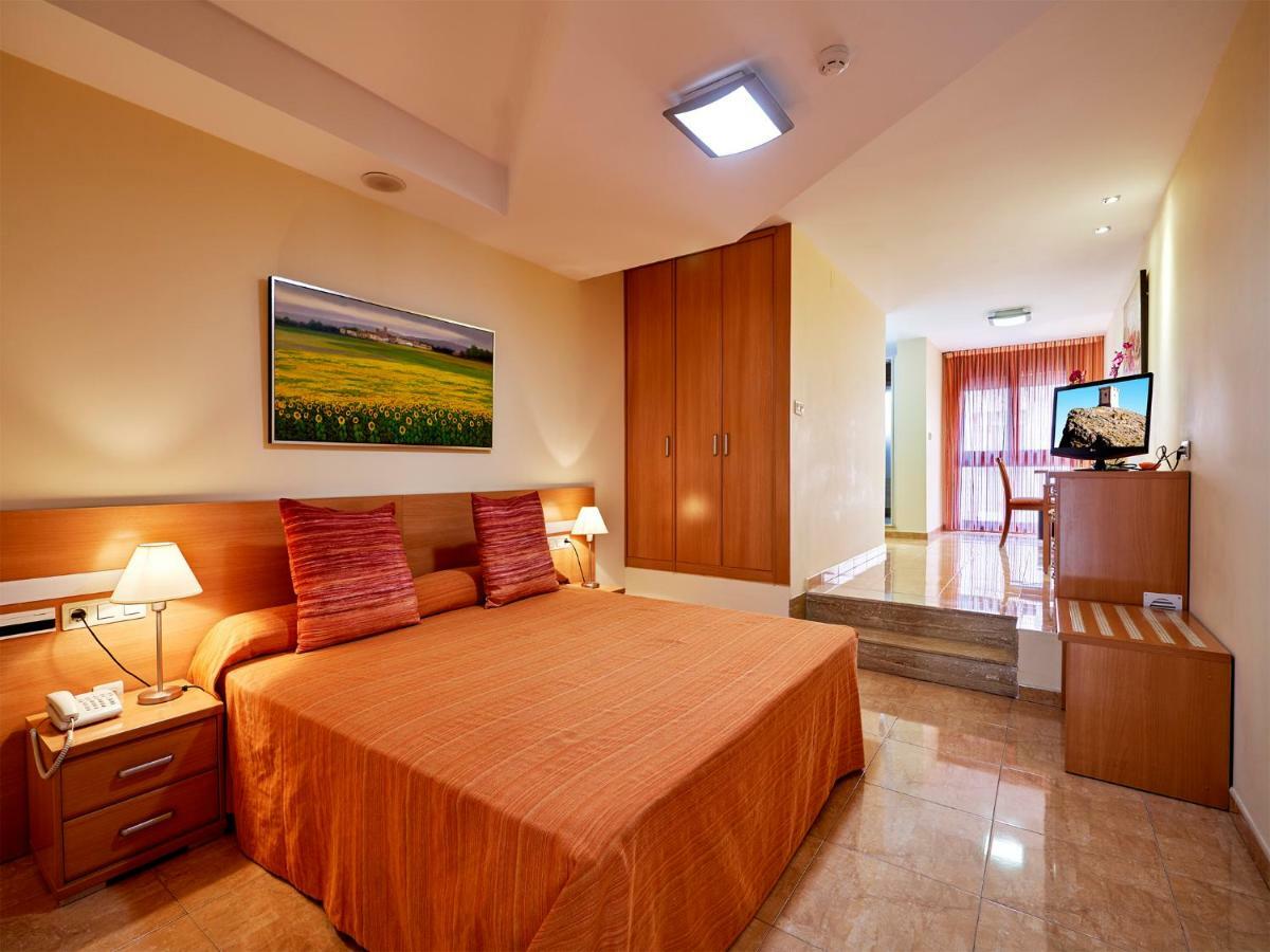 Hotel Anna 科森泰纳 外观 照片