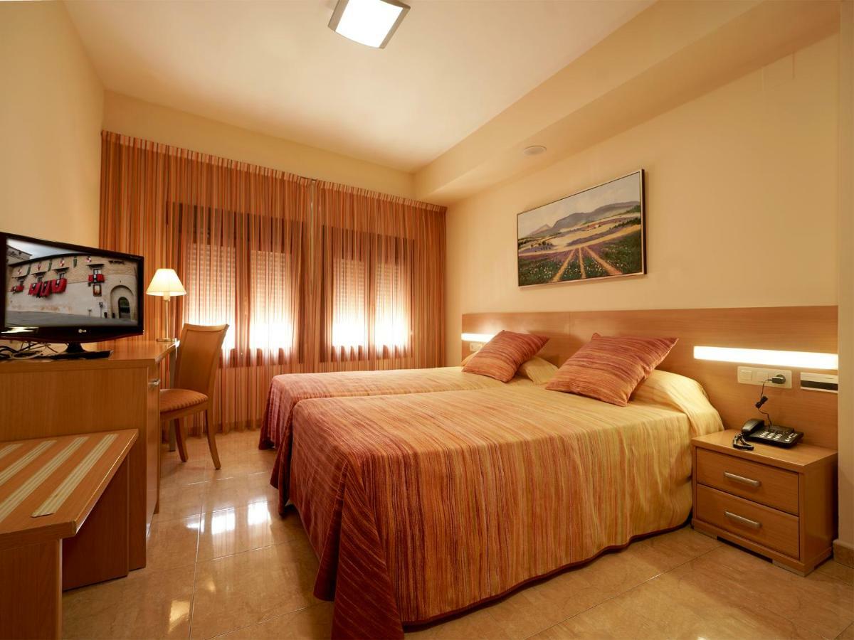 Hotel Anna 科森泰纳 外观 照片